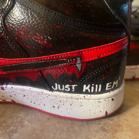Customized Jason Voorhees, Friday the 13th Nike shoes. - Picture 2 of 7